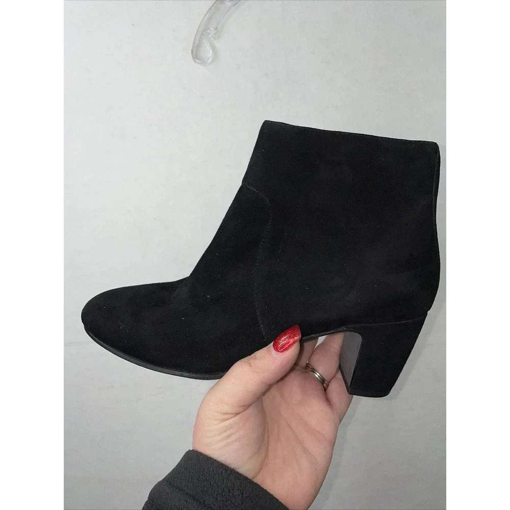 EILEEN FISHER‎ Black Suede Ankle Booties Size 8 Side Zip Block Heel Boots EUC